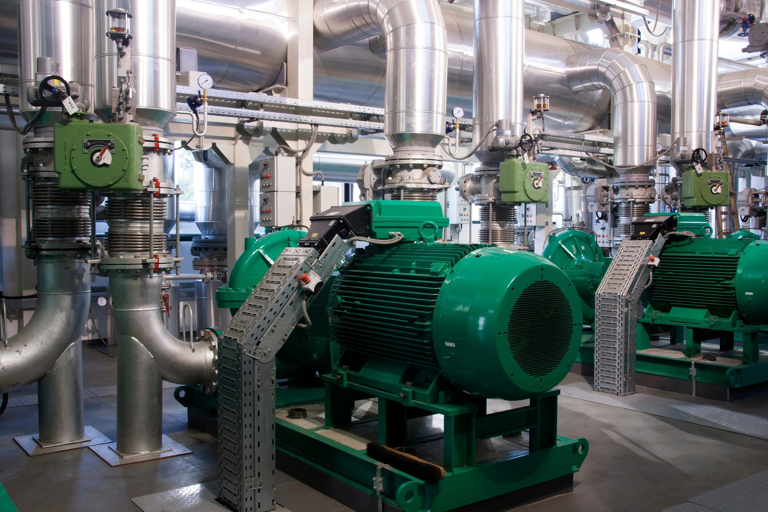 Fallas más Comunes en Motores Eléctricos y Bombas de Agua: Prevención y Soluciones
